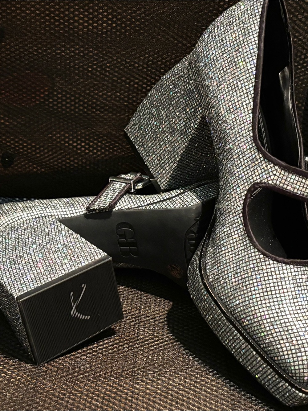 Boogie Shoes! Silver Sparkle Mary Jane Block Heel Pumps size 7 NWOT